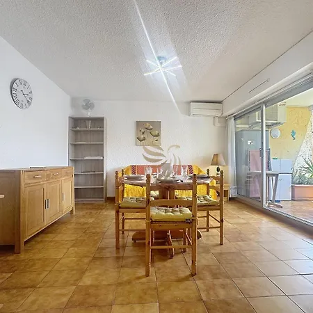 Appartement Blue Toscane T2 Terrasse, Parking Wi-fi Sainte-Maxime